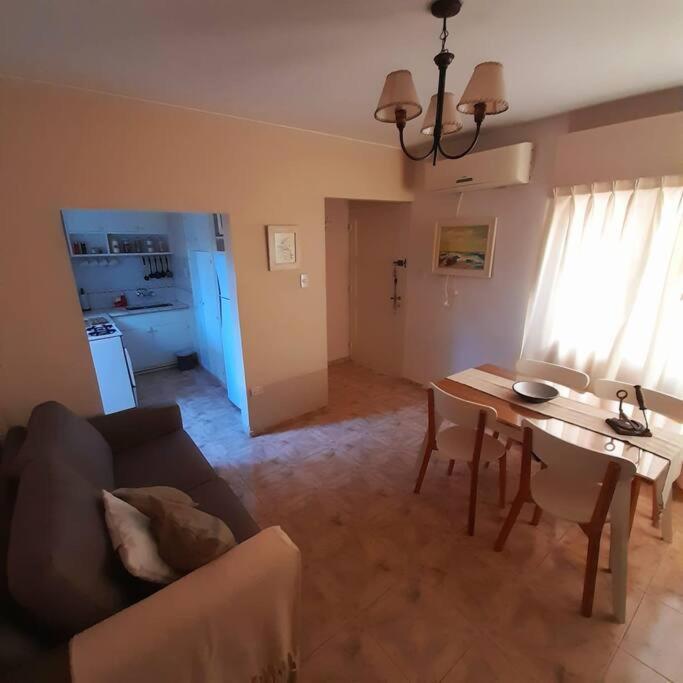 ¨Las Mayolicas¨ Hermoso Depto Con Patio Espanol Mendoza Exterior photo